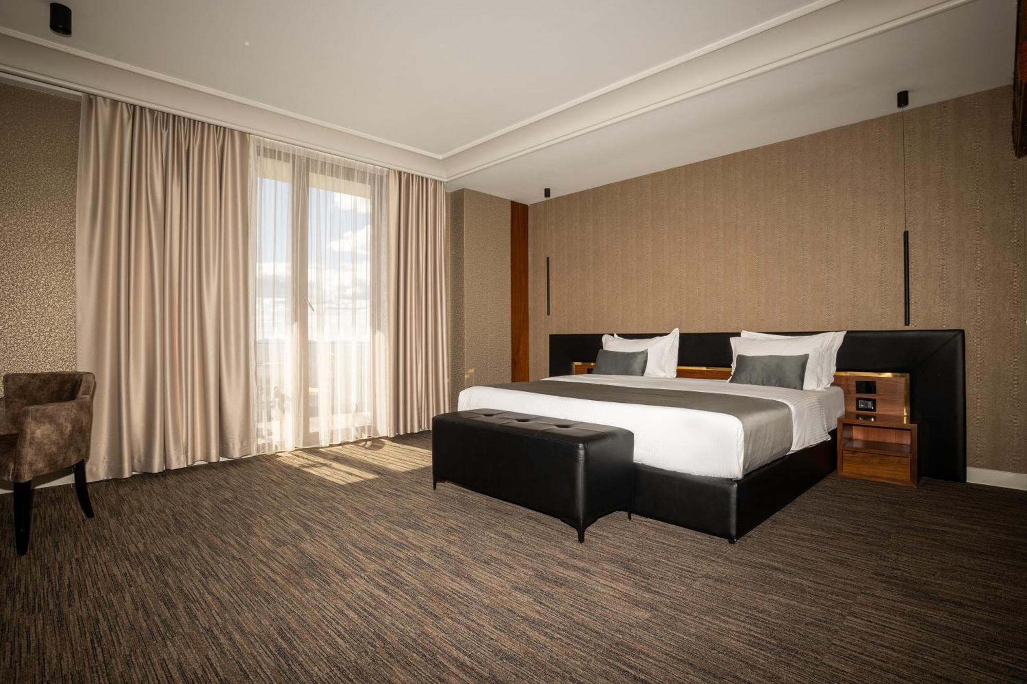 Select Hill Resort Linze Ngoại thất bức ảnh