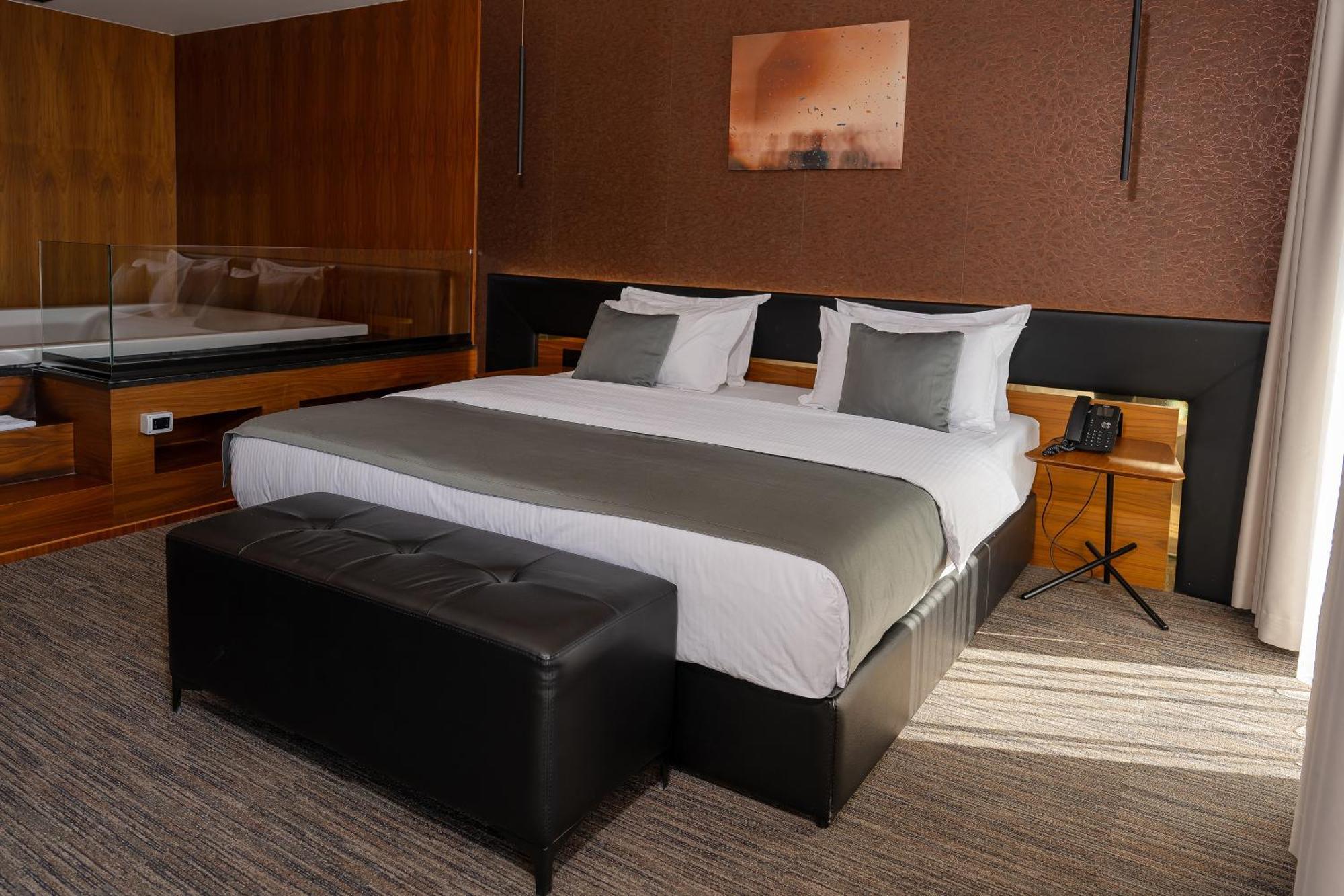 Select Hill Resort Linze Ngoại thất bức ảnh