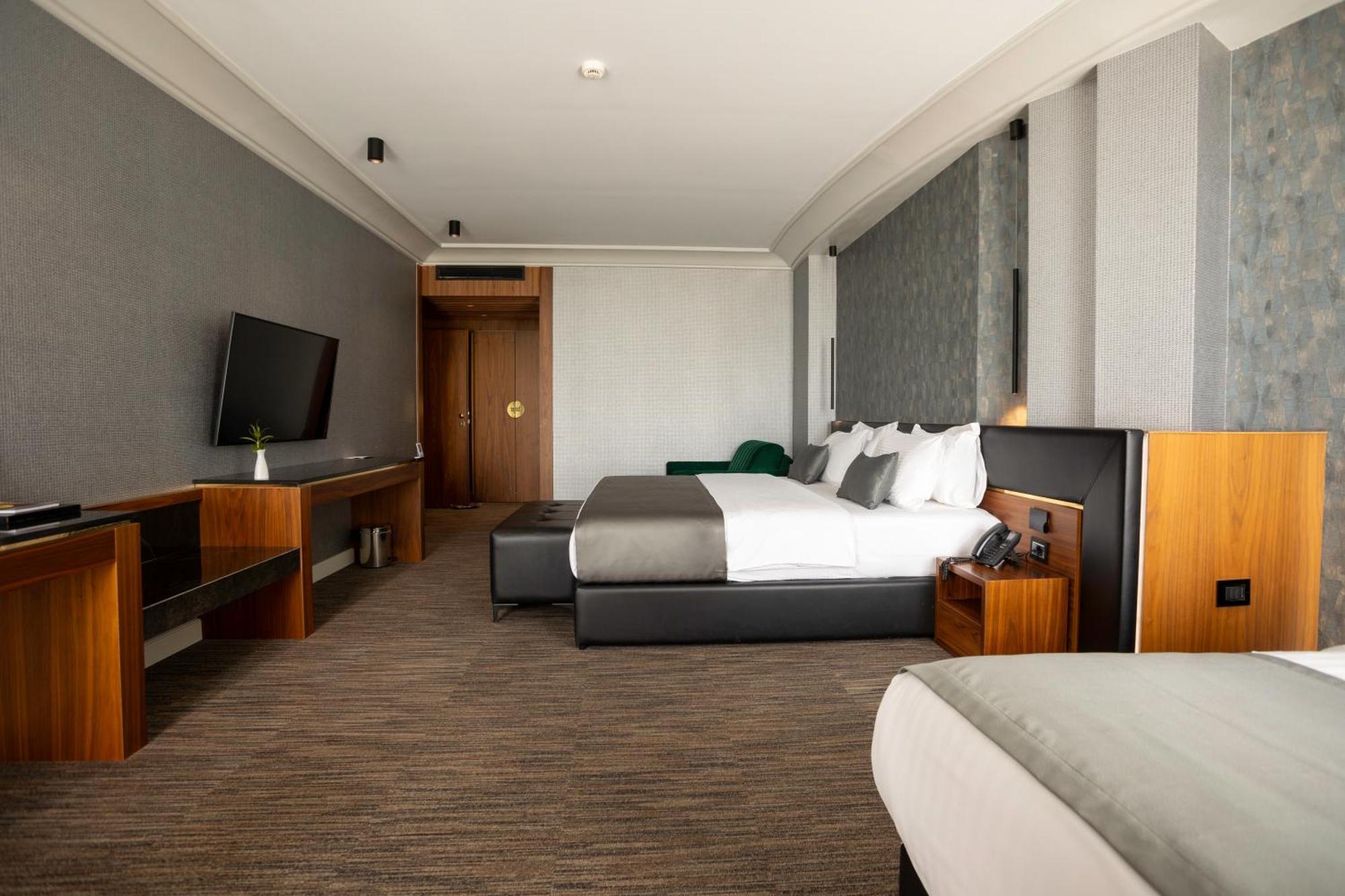 Select Hill Resort Linze Phòng bức ảnh