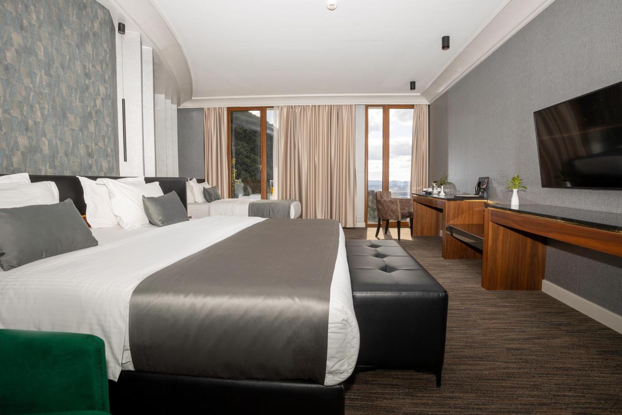 Select Hill Resort Linze Phòng bức ảnh